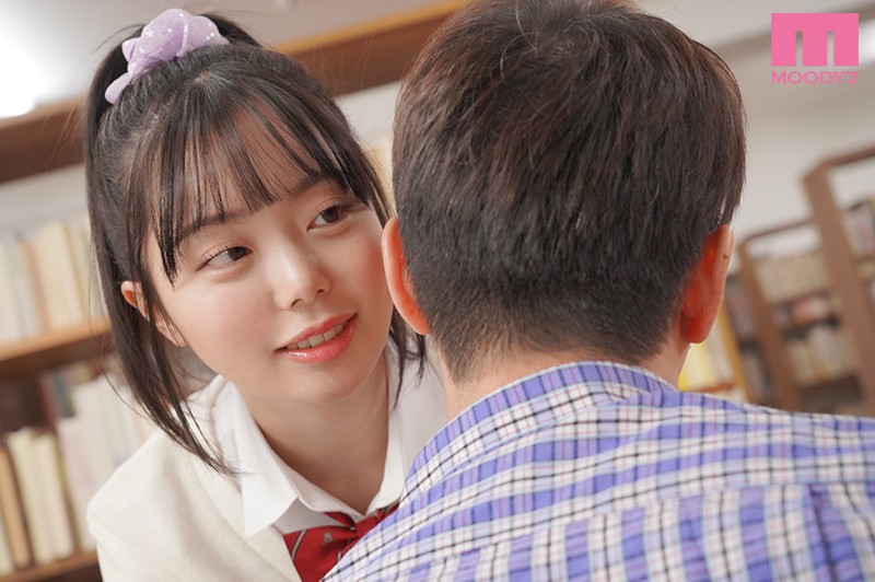 百瀬あすか(百濑飞鸟)作品MIAA-419发布!图书馆诱惑!带着奸诈微笑的制服美少女展现小恶魔属性-图片4