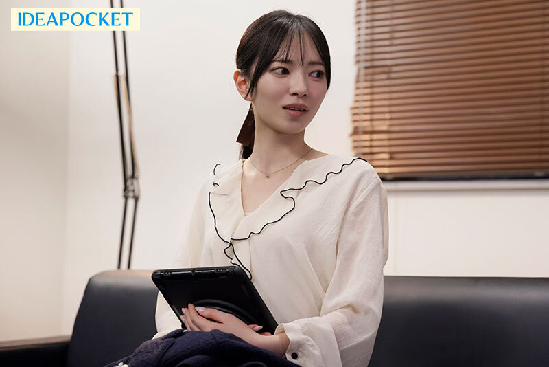 能力超专业的总裁秘书下海了!「光滑白虎美肌」看点满满!