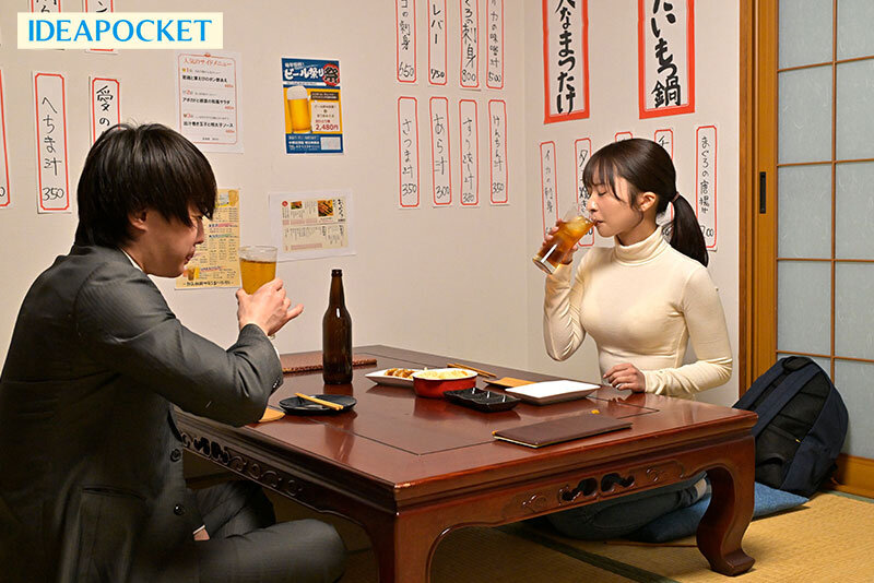 老婆回娘家时「和儿子幼教老师」激烈SEX,看起来正经其实是被虐狂...